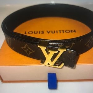 Louis Vuitton LV logo belt